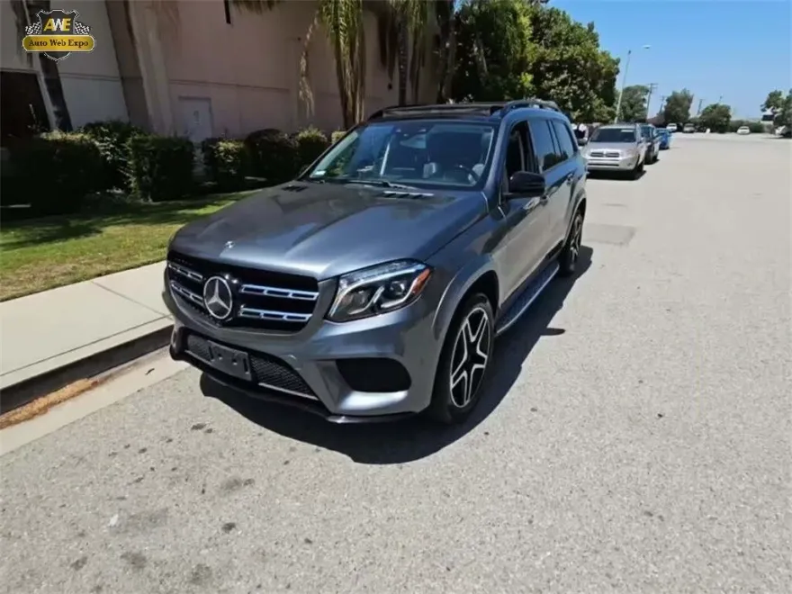 2018 Mercedes Benz GLS 550 4MATIC photo 1