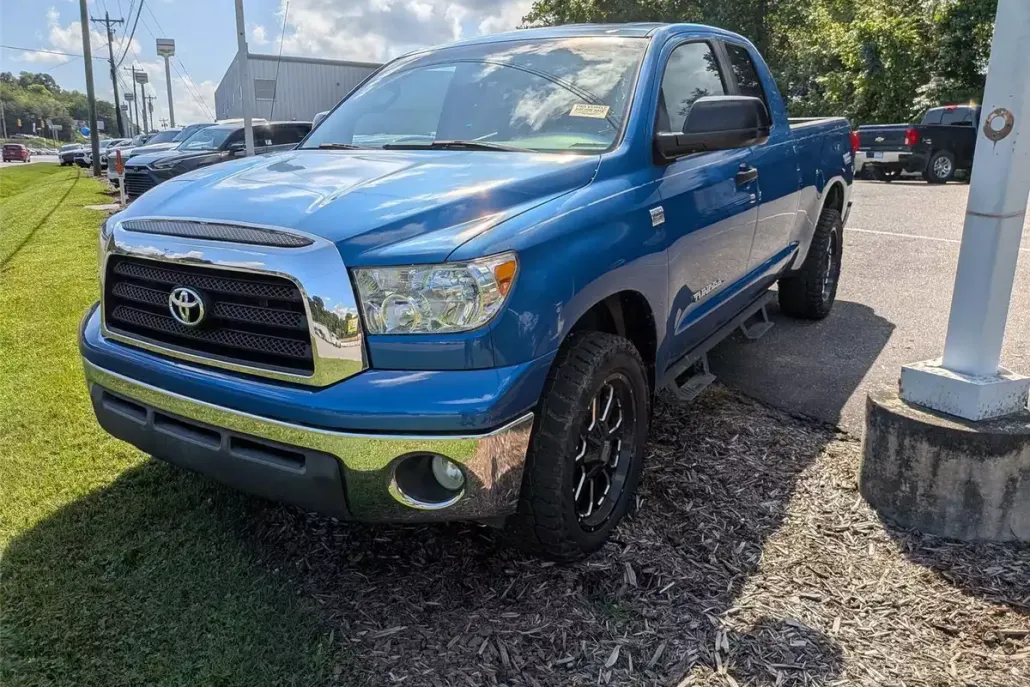 2008 Toyota Tundra SR5 Double Cab photo 1