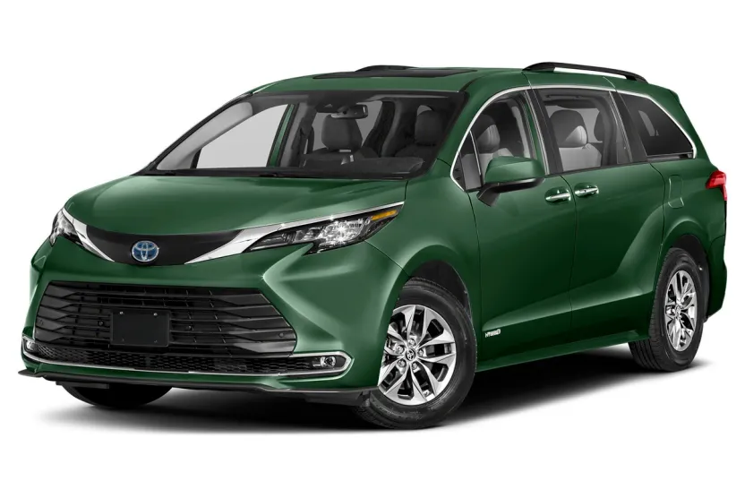 2022 Toyota Sienna XLE photo 1
