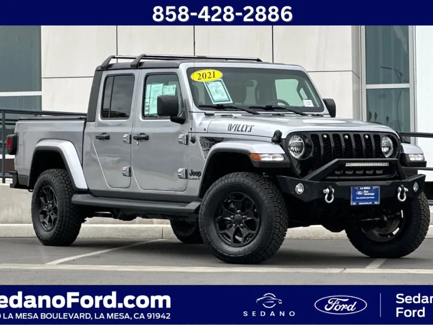 2021 Jeep Gladiator Willys photo 1