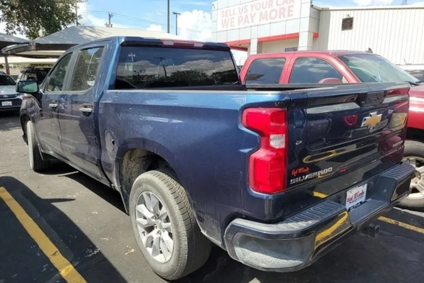 2022 Chevrolet Silverado 1500 Custom photo 1