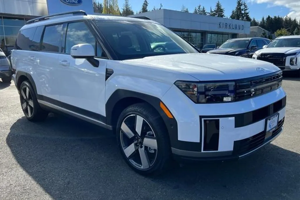 2024 Hyundai Santa Fe Limited photo 1