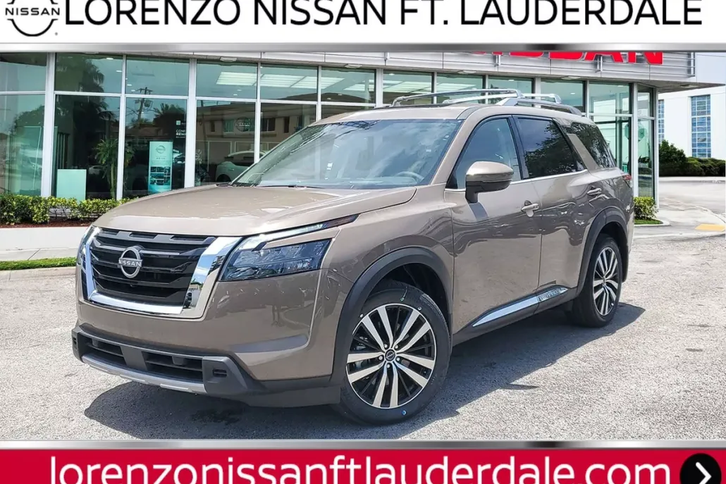 2025 Nissan Pathfinder Platinum photo 1