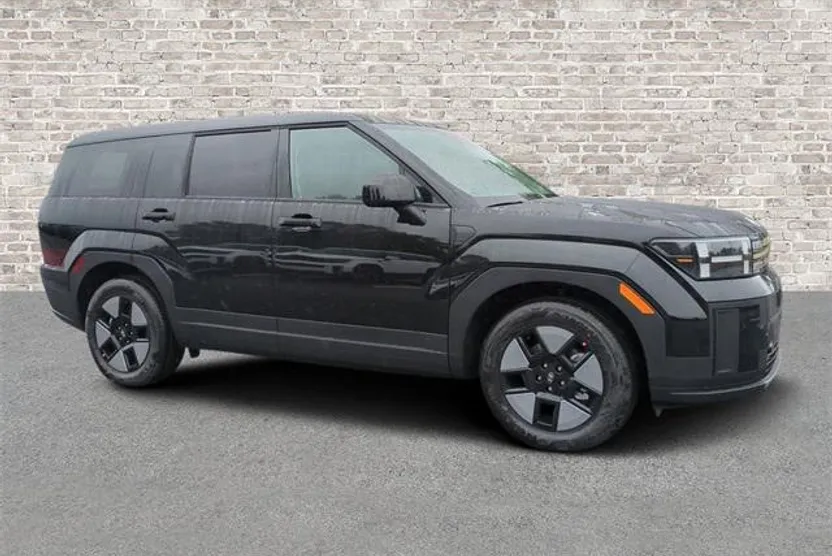 2026 Hyundai Santa Fe SE photo 1