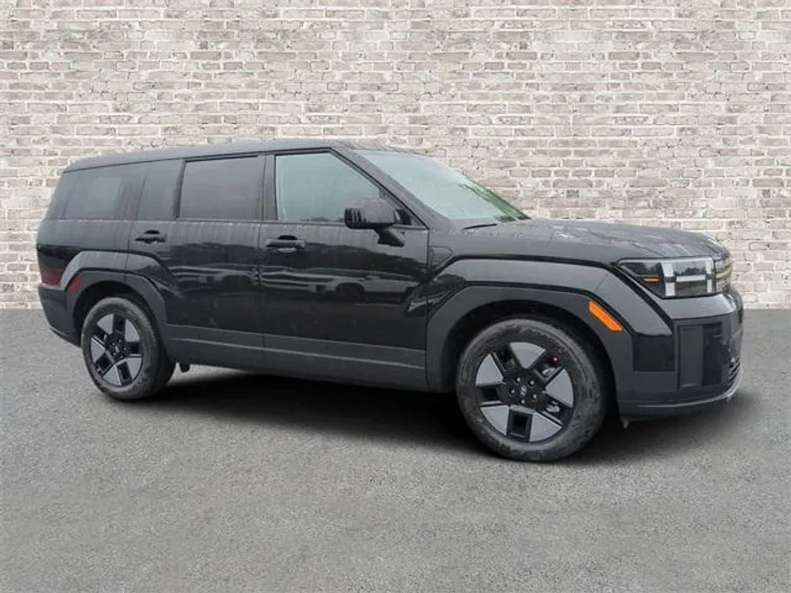2026 Hyundai Santa Fe SE photo 1