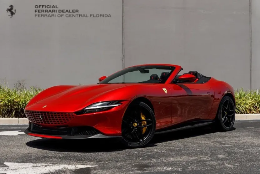 2024 Ferrari Roma Spider photo 1