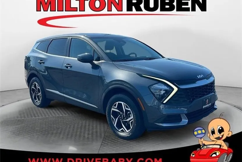 2023 Kia Sportage LX photo 1