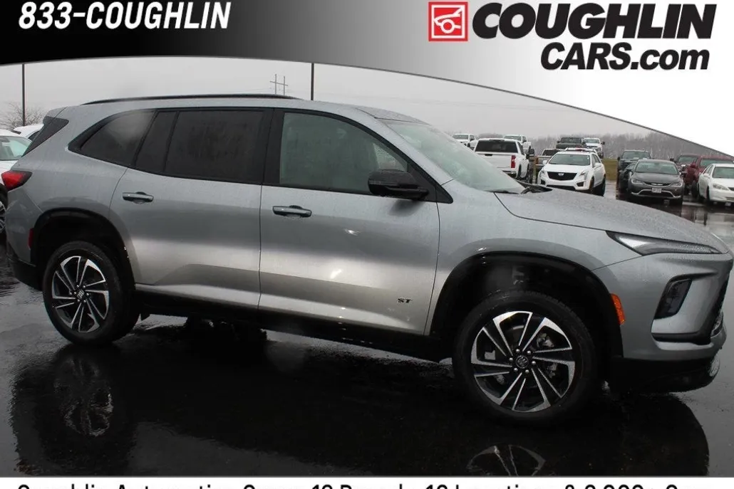 2025 Buick Enclave Sport Touring photo 1