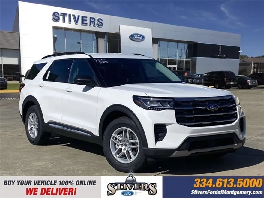 2025 Ford Explorer photo 1