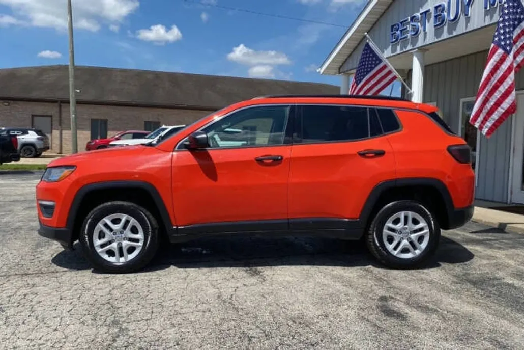 2020 Jeep Compass Sport photo 1