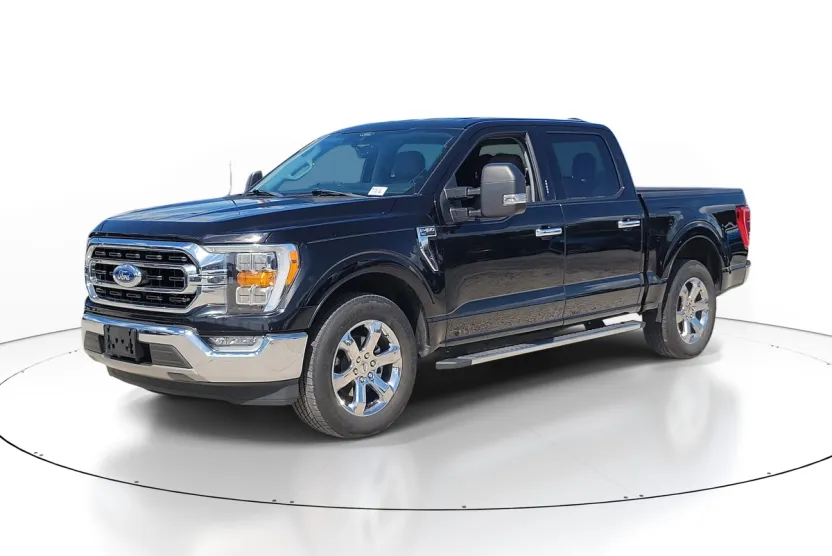 2021 Ford F-150 XLT photo 1