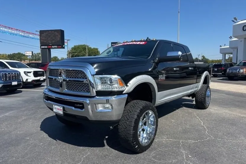 2015 Ram 2500 Laramie photo 1