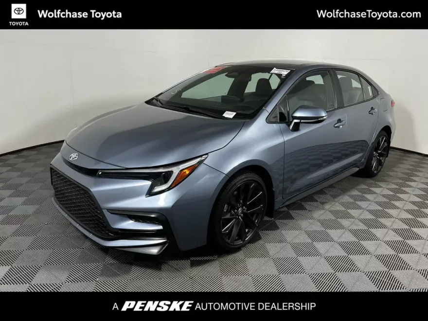 2024 Toyota Corolla SE photo 1