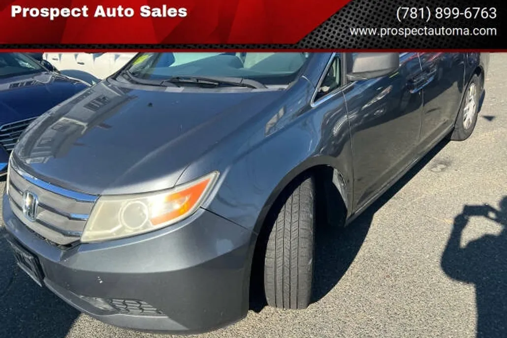 2012 Honda Odyssey LX photo 1
