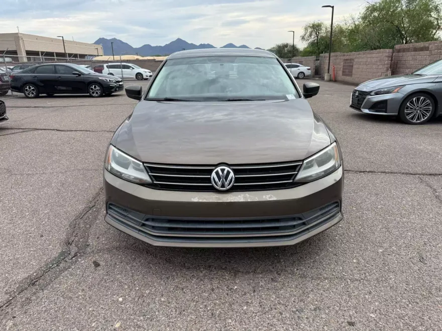 2015 Volkswagen Jetta 2.0 S photo 1