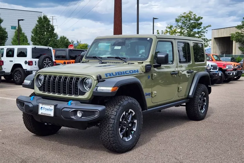 2025 Jeep Wrangler Rubicon 4xe photo 1