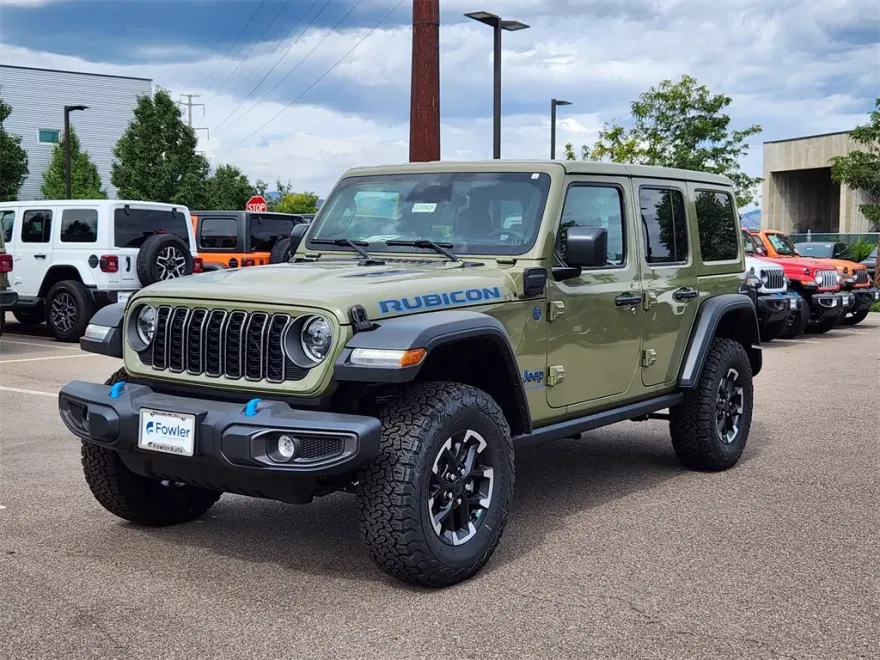 2025 Jeep Wrangler Rubicon 4xe photo 1