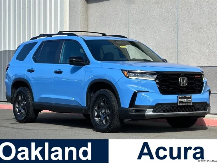 2023 Honda Pilot TrailSport photo 1