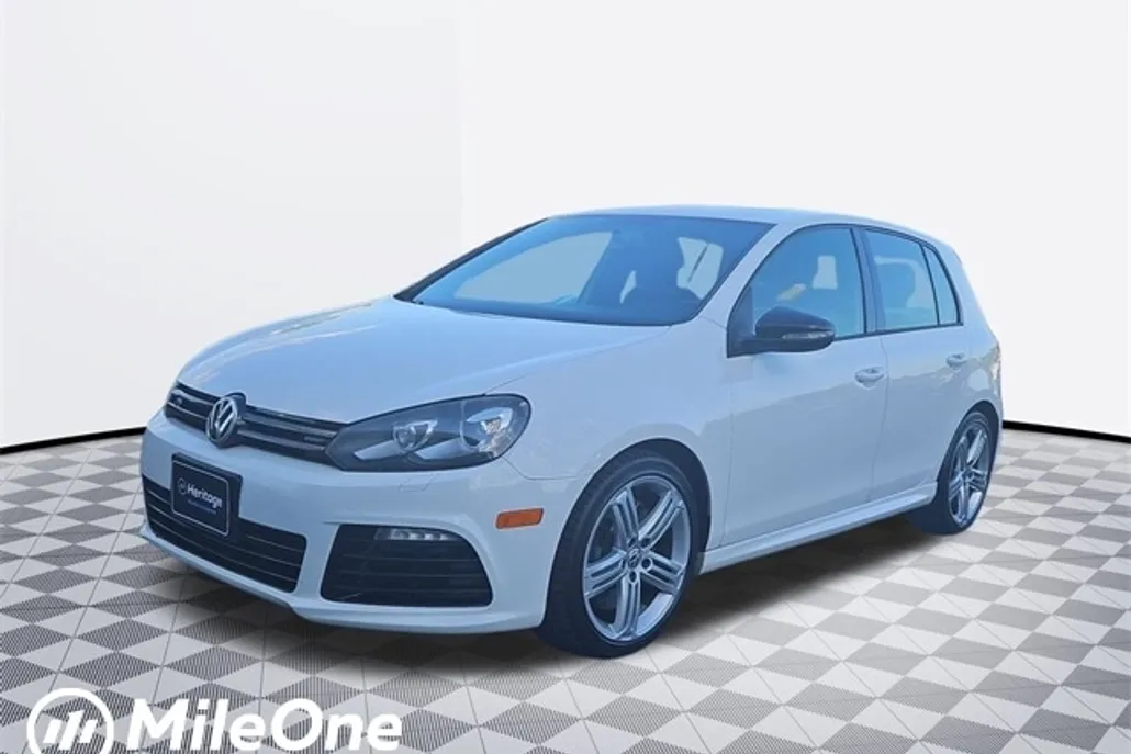 2013 Volkswagen Golf R photo 1