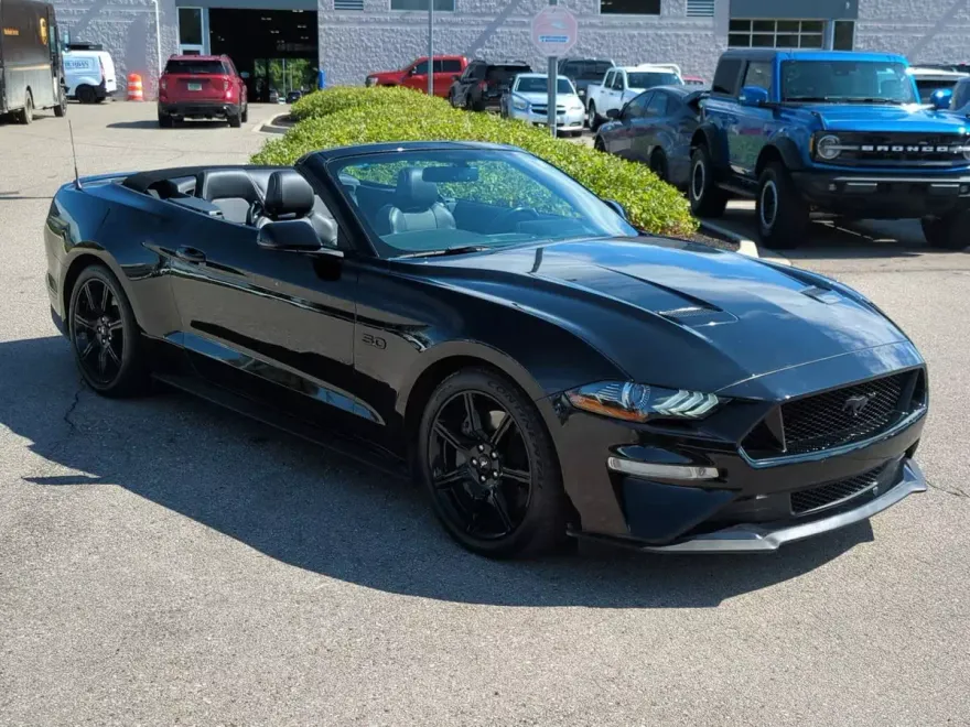 2018 Ford Mustang GT Premium Convertible photo 1