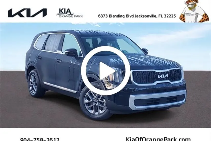 2025 Kia Telluride LX photo 1