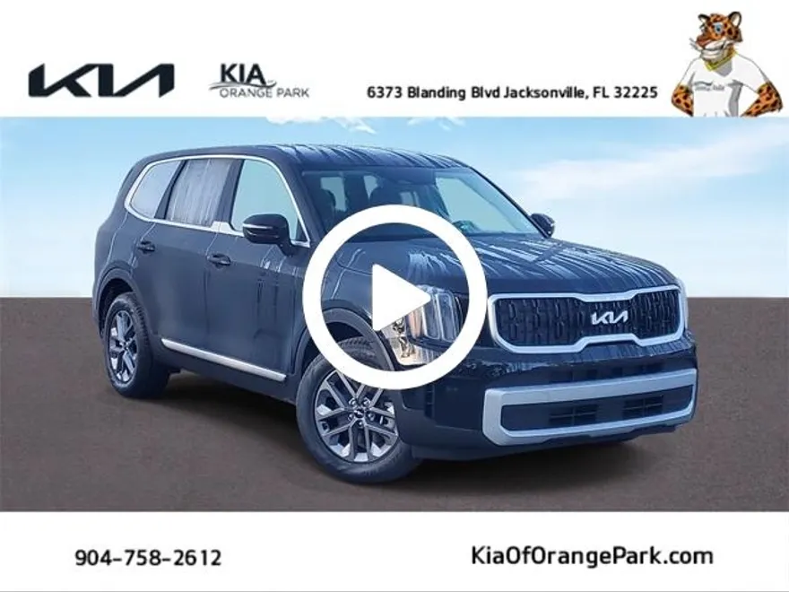2025 Kia Telluride LX photo 1