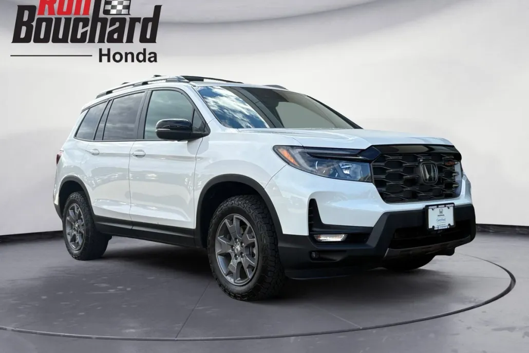 2025 Honda Passport TrailSport photo 1