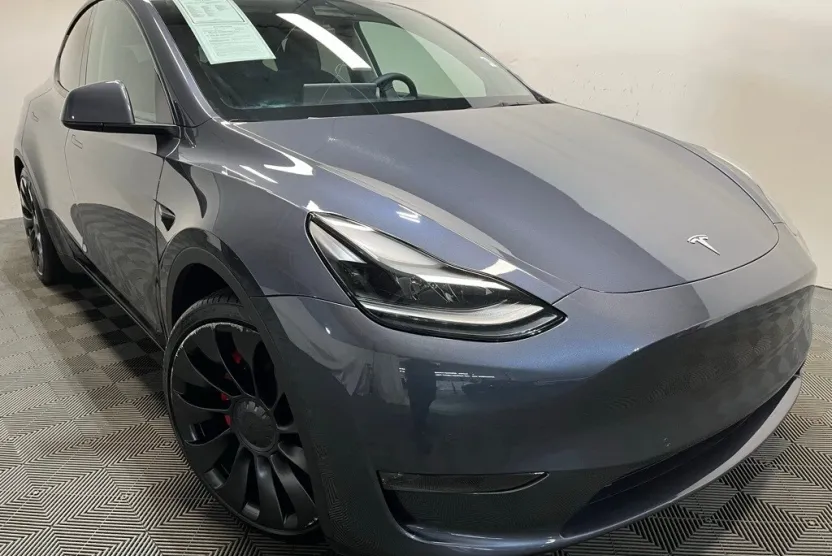 2022 Tesla Model Y Performance photo 1