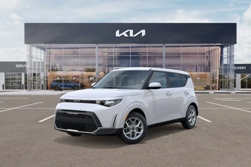 2025 Kia Soul S photo 1