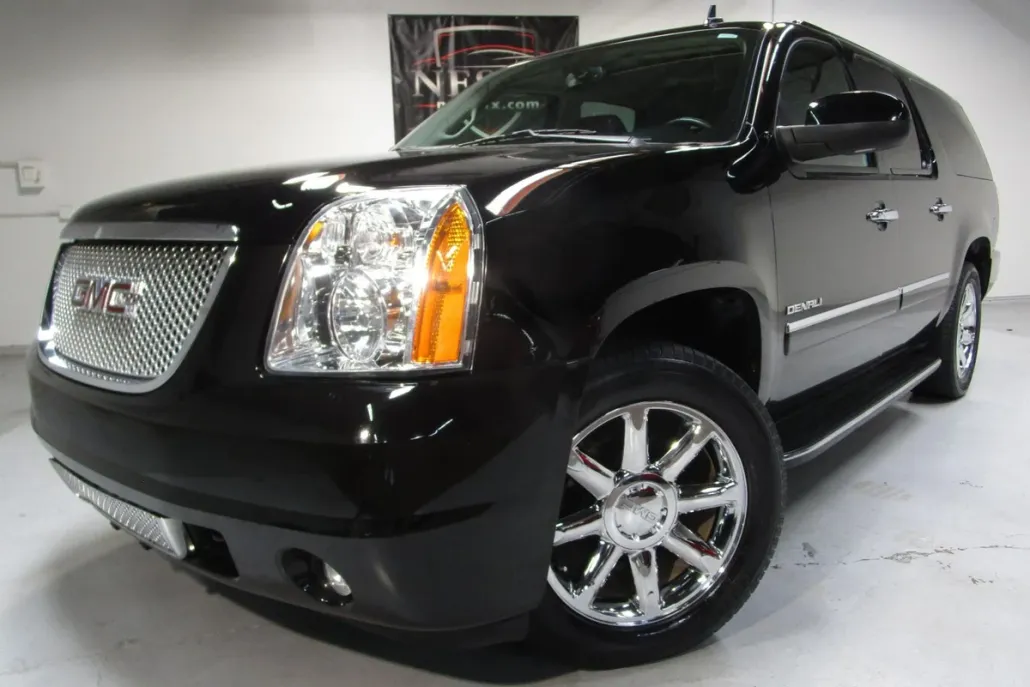 2011 Gmc Yukon XL 1500 Denali photo 1