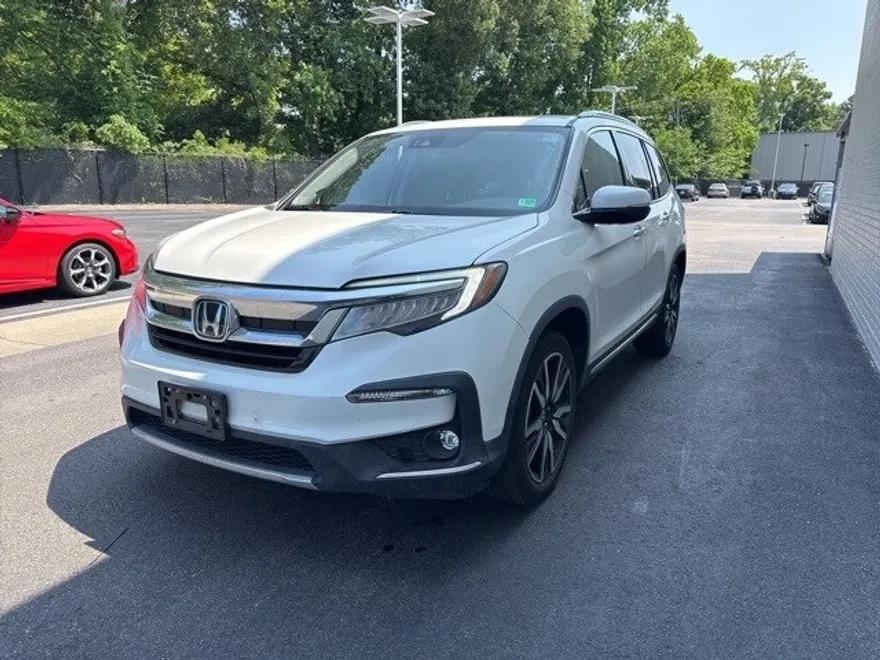 2019 Honda Pilot Elite photo 1