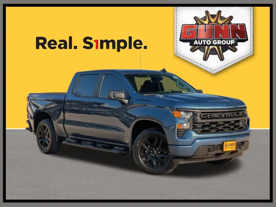 2024 Chevrolet Silverado 1500 Custom photo 1