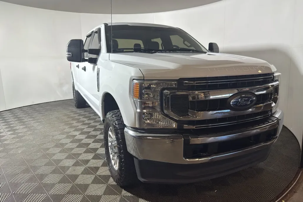 2022 Ford F-250 XL photo 1