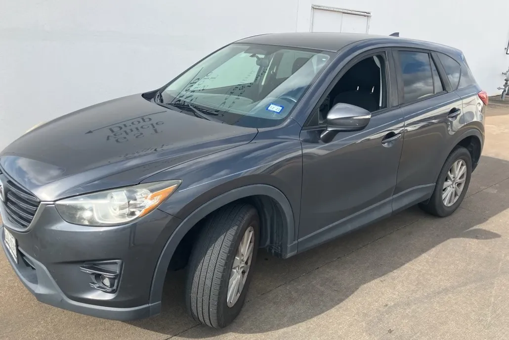 2016 Mazda CX-5 Touring photo 1