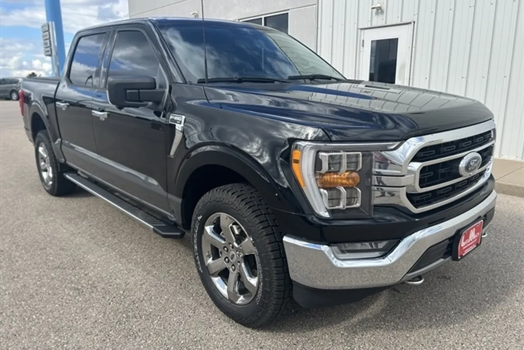 2021 Ford F-150 XLT photo 1
