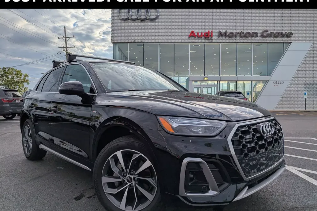 2024 Audi Q5 S line Premium Plus photo 1