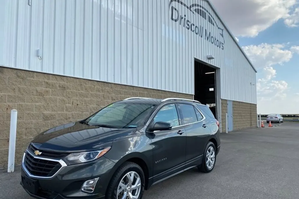2018 Chevrolet Equinox LT photo 1