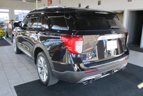 2022 Ford Explorer Platinum photo 3