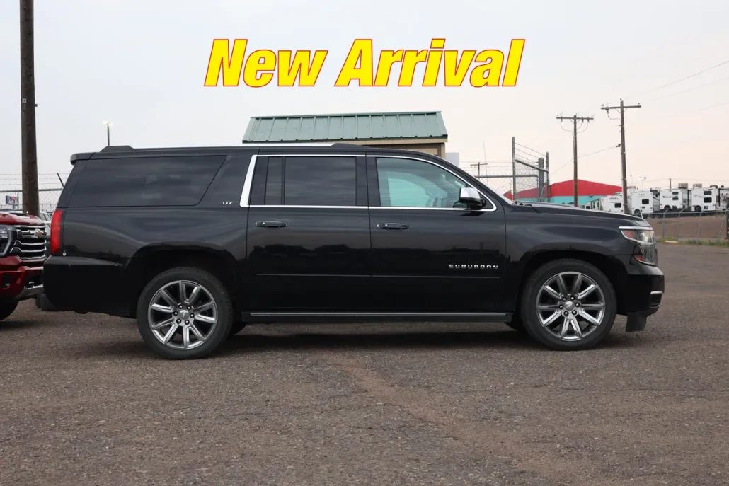 2015 Chevrolet Suburban LTZ photo 1