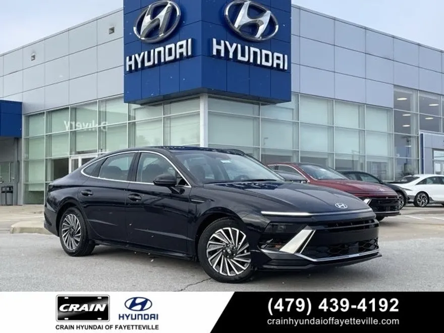 2025 Hyundai Sonata Hybrid SEL photo 1