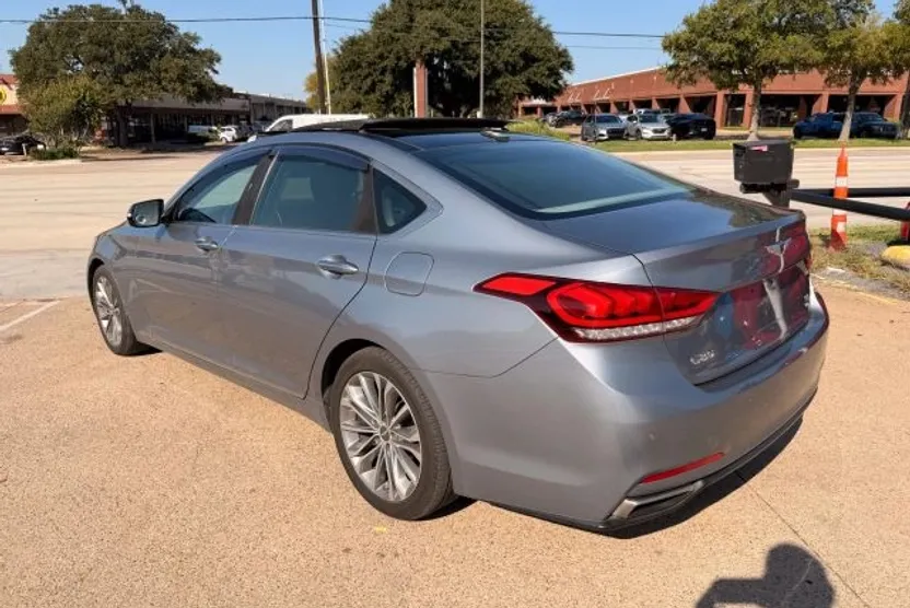 2017 Genesis G80 3.8 photo 1