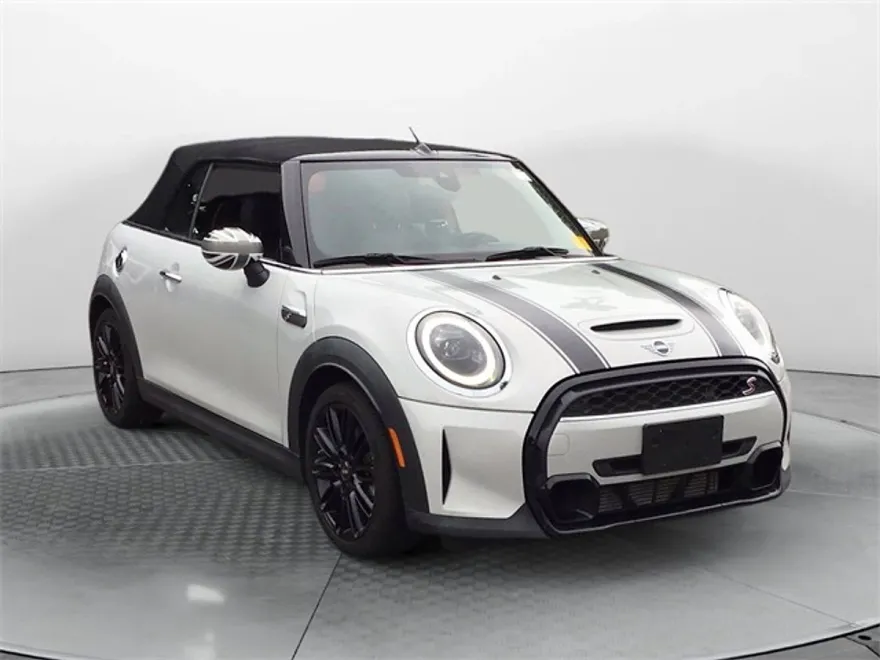 2022 Mini Cooper Convertible S photo 1