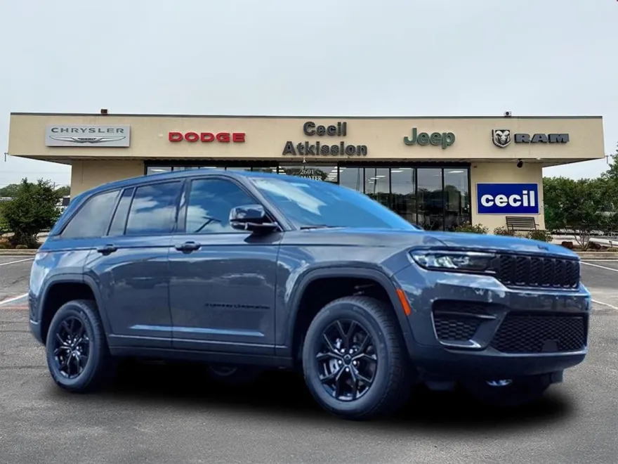 2025 Jeep Grand Cherokee Altitude photo 1