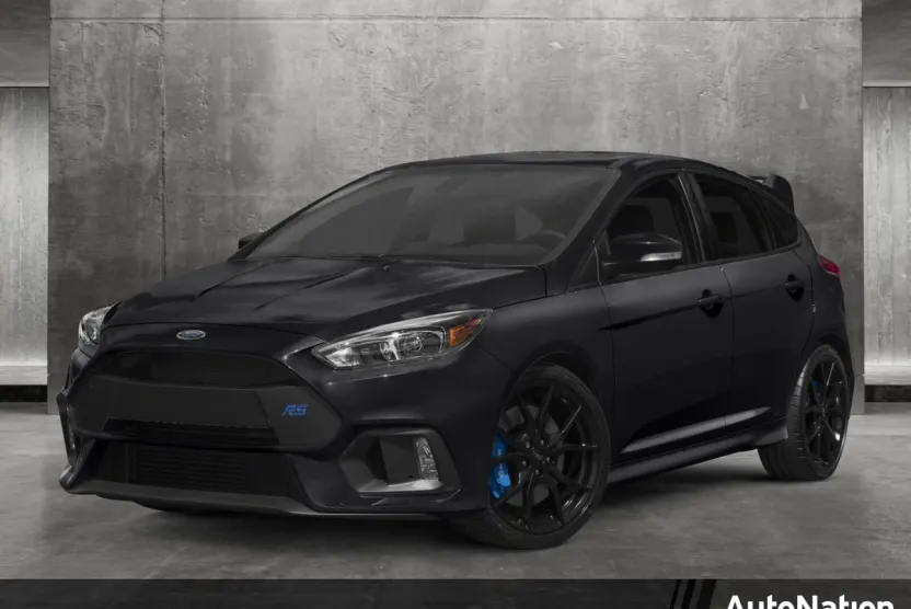 2016 Ford Focus RS photo 1