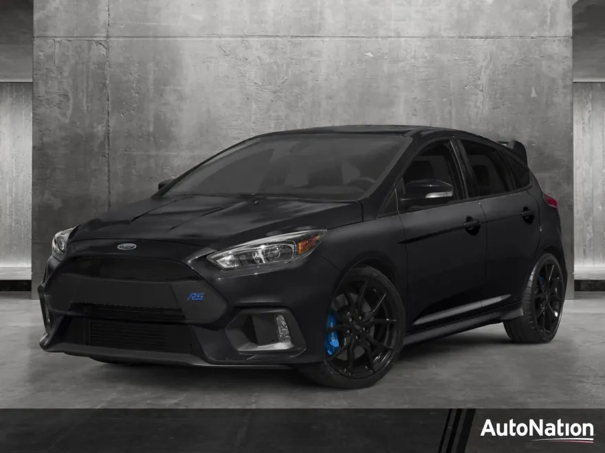 2016 Ford Focus RS photo 1