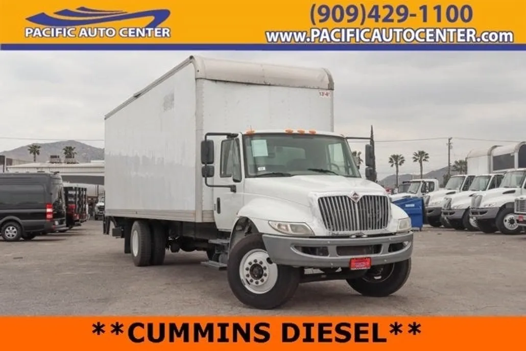 2019 International 4300 photo 1