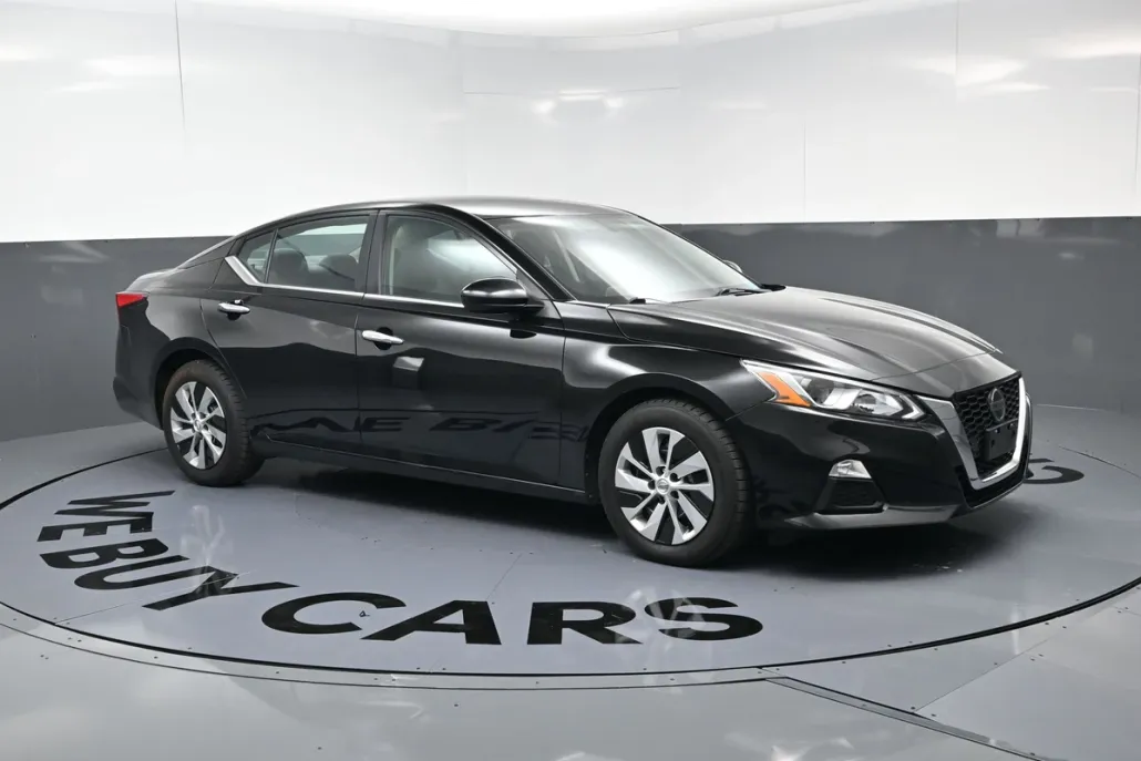 2019 Nissan Altima 2.5 S photo 1