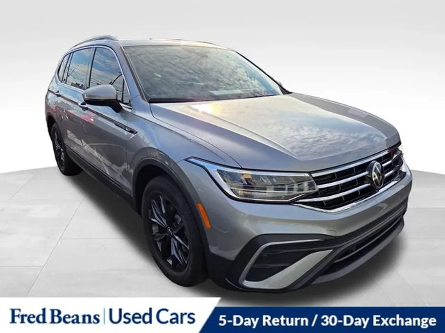 2024 Volkswagen Tiguan SE photo 1