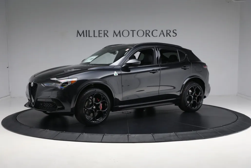 2024 Alfa Romeo Stelvio Quadrifoglio photo 1
