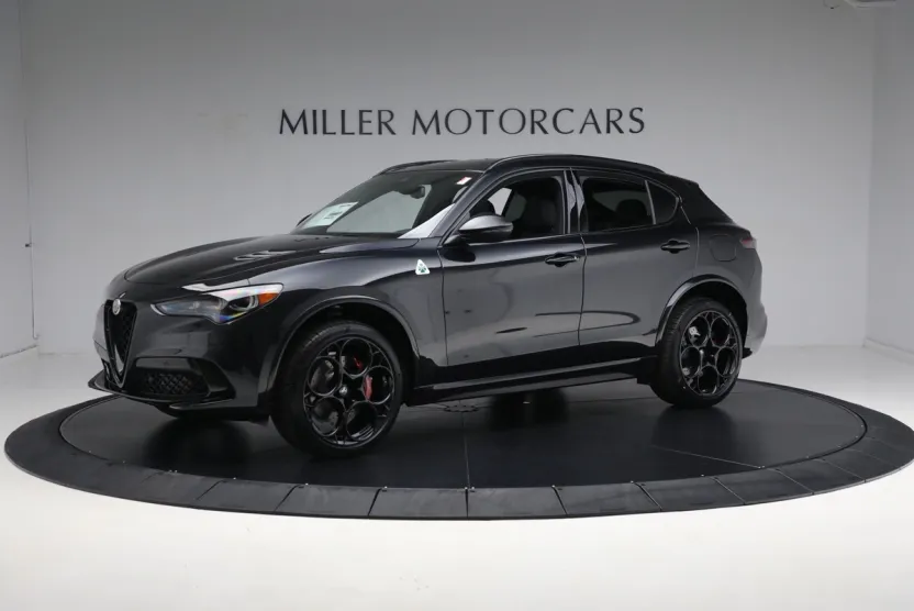 2024 Alfa Romeo Stelvio Quadrifoglio photo 1